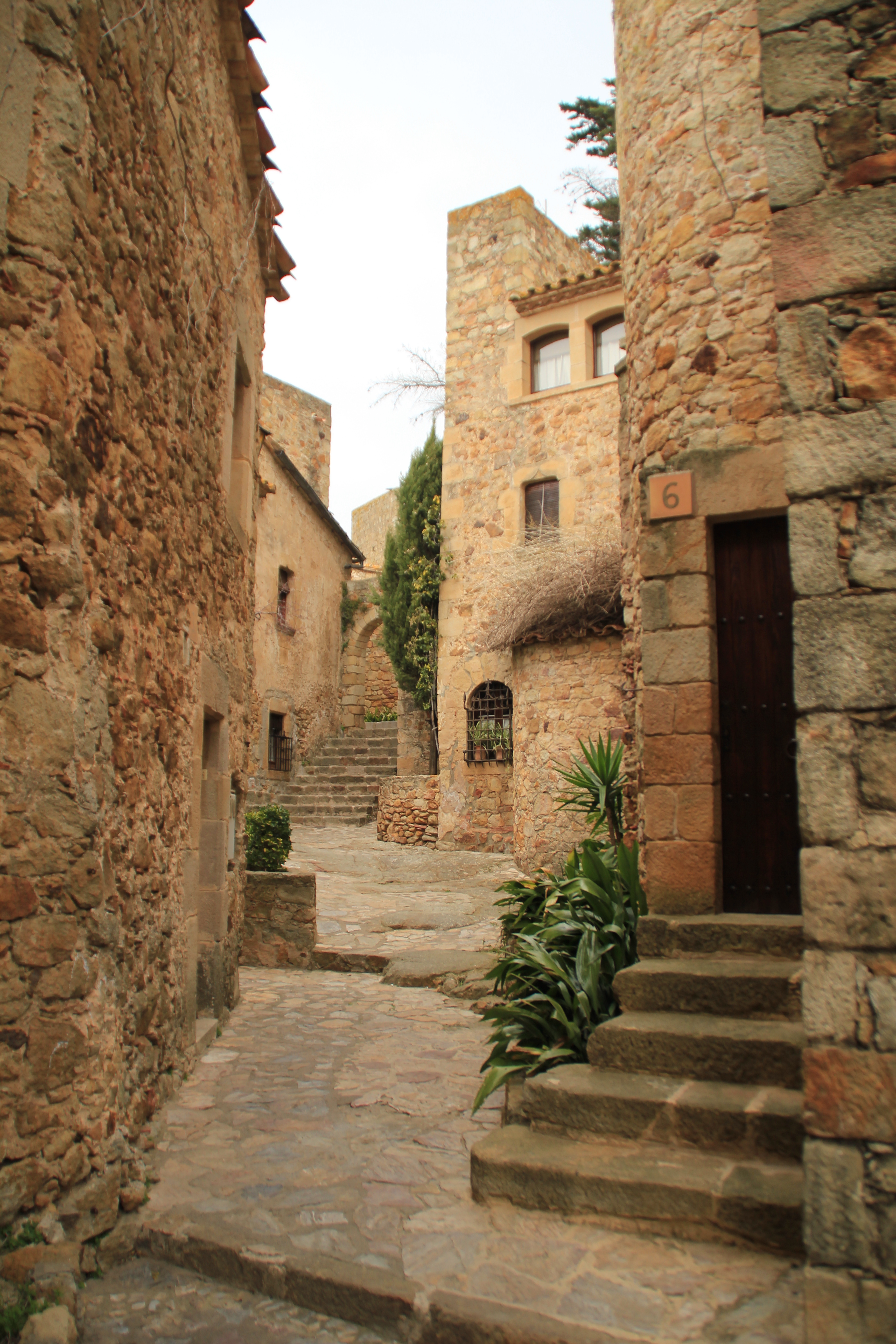 carrers medievals de Palas