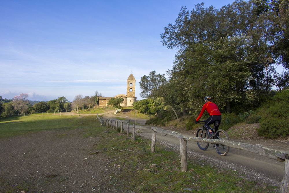 Route 24: In the foothills of the Gavarres.