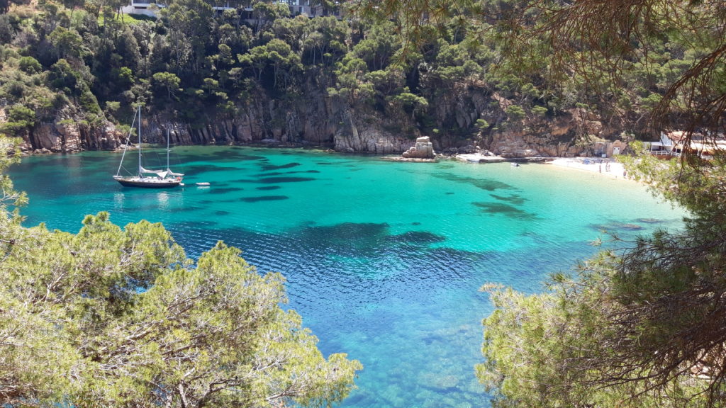 From Platja Fonda to la platja d'Aiguablava